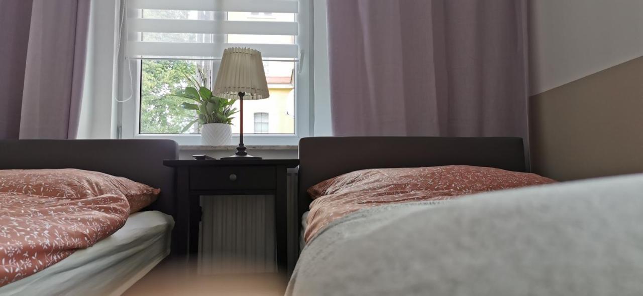 Apartament Pod Bukiem Duszniki Zdroj Luaran gambar